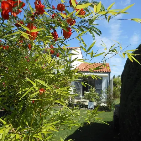 D'hotes Aux Sables D'olonne فندق مبيت وإفطار