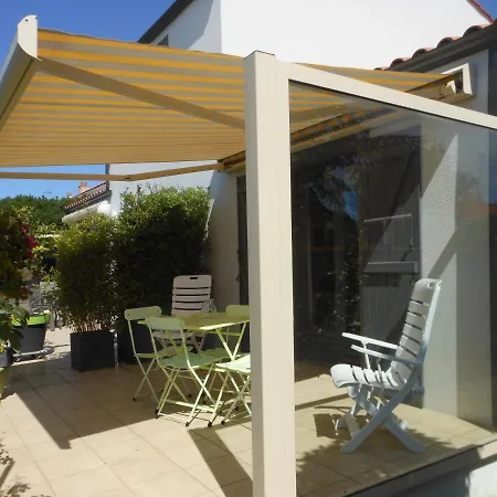 فندق مبيت وإفطار D'hotes Aux Sables D'olonne